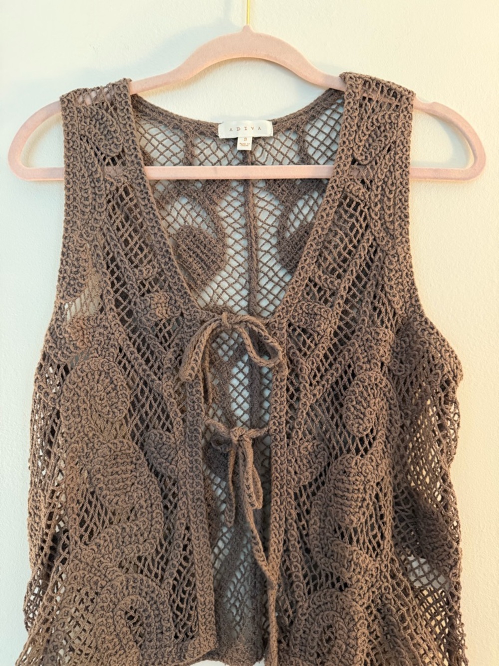 Adiva Open-Weave Crochet Vest in Brown - Picture 5 of 6